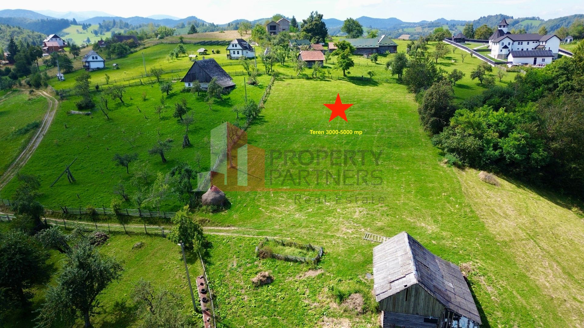 Teren intravilan 3.000–5.000 mp, priveliște panoramică – Bran–Șimon - Poză 3