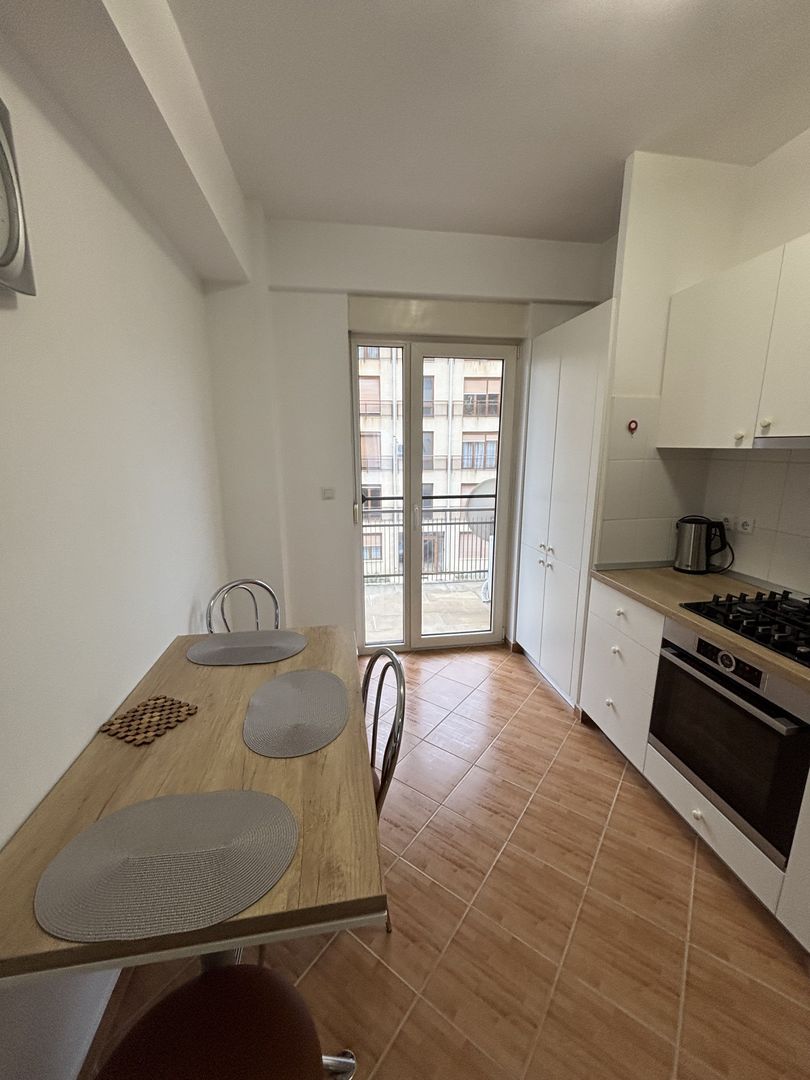 Apartament 3 camere bloc nou cu parcare subterana - Poză 10
