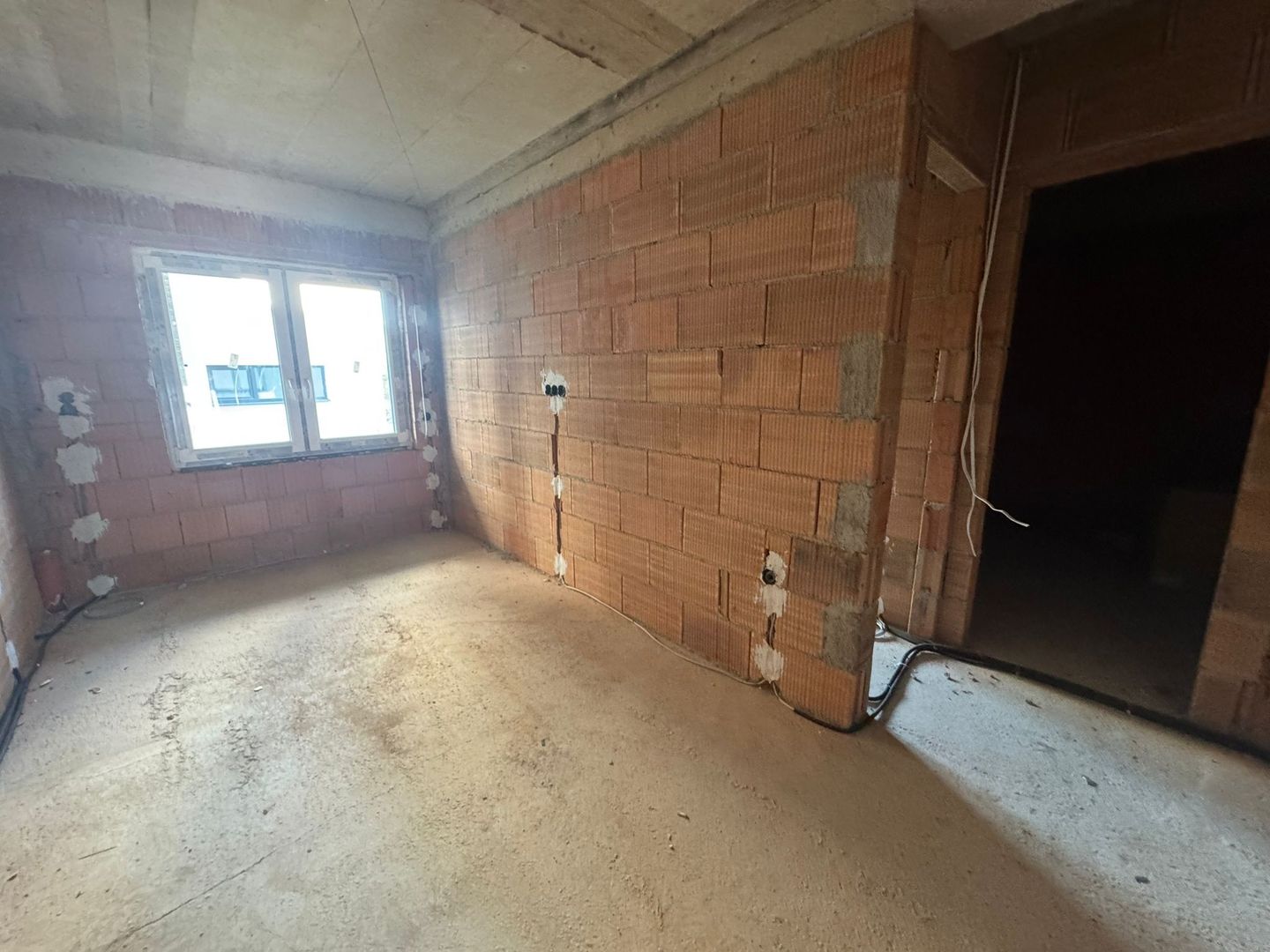 Apartament 3 camere , Lidl Selimbar - Poză 3