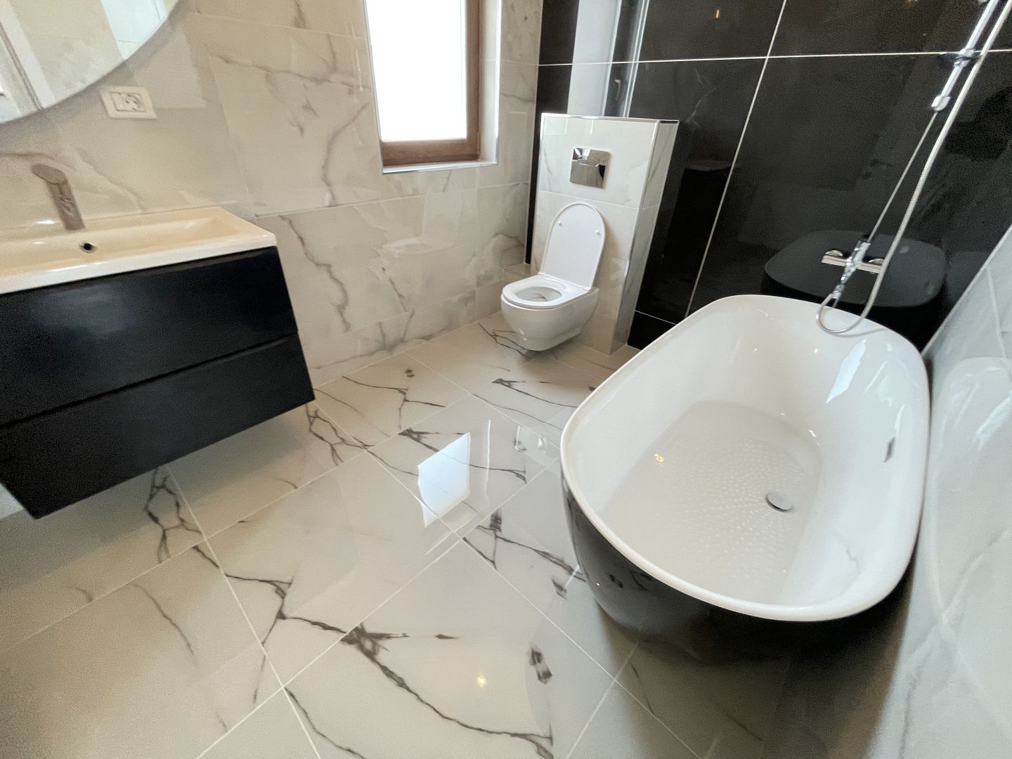 Duplex despartit prin spatiu tehnic - Poză 17