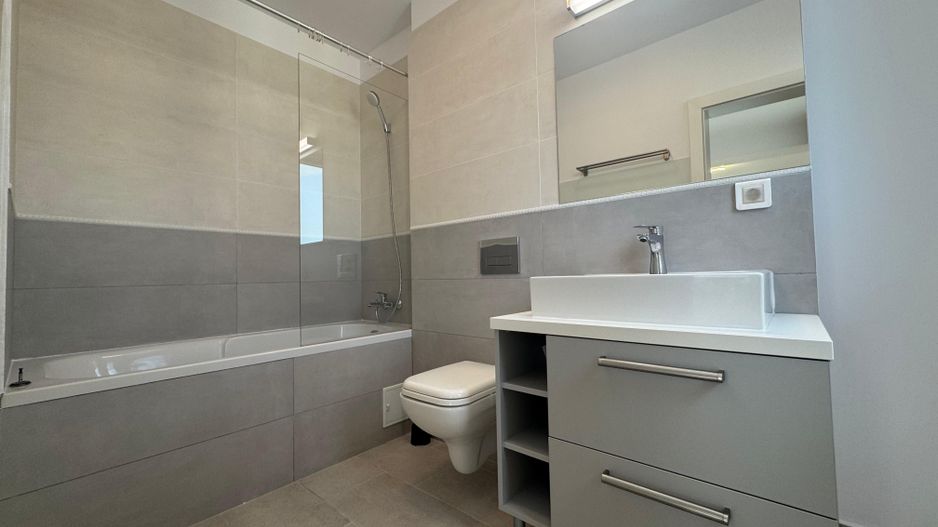 Apartament 3 camere, parcare subterana - Poză 14