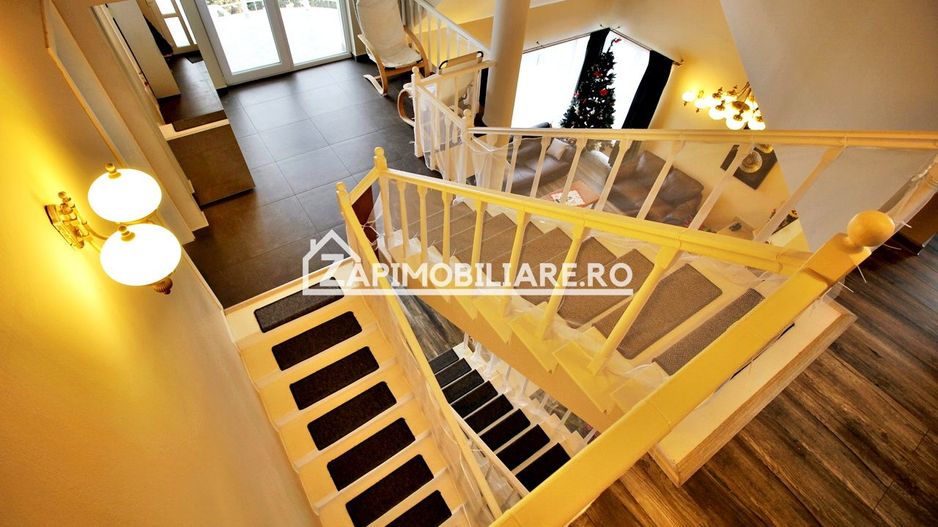 Casa D-P-E, 5 camere 200 mp,1.000 mp teren, garaj, semineu - Poză 26