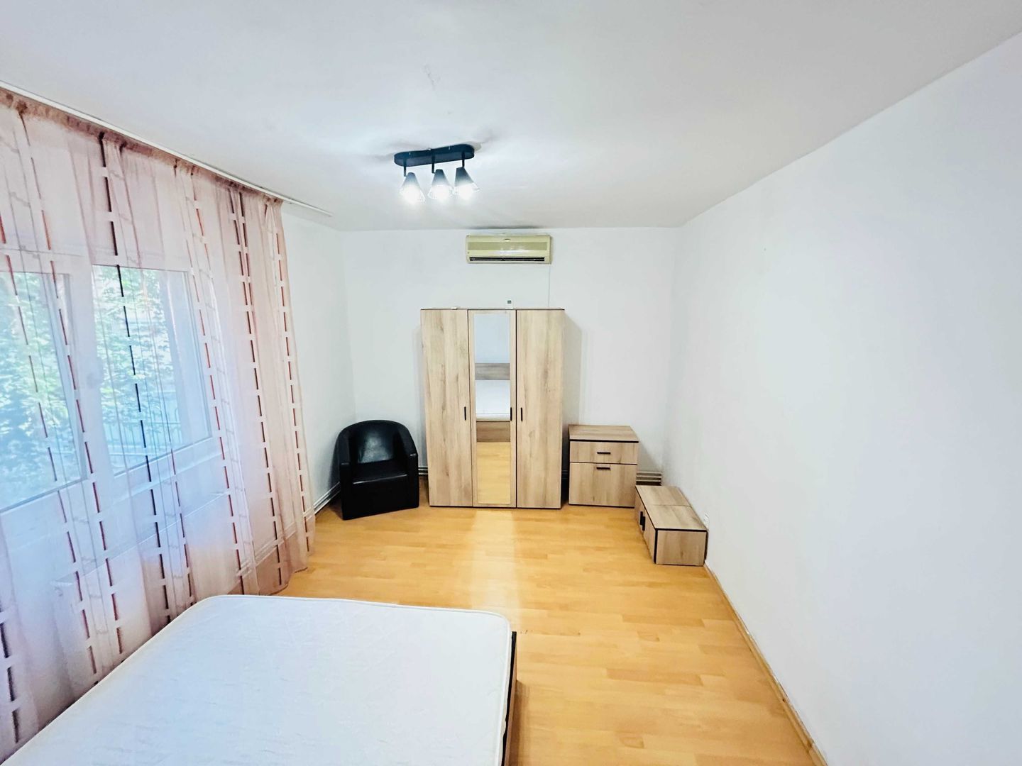 Garsoniera Dristor Fizicienilor Penny - metrou, centrala proprie - Poză 7