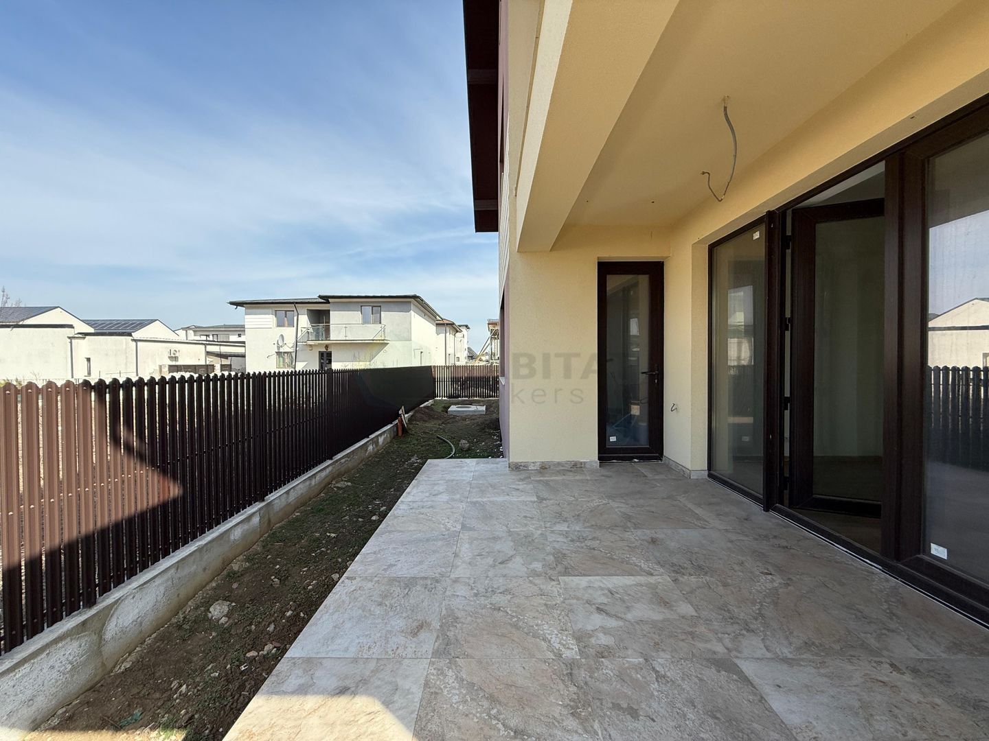 Casă modernă 2025 | Tunari – spațiu generos și localizare excelentă - Poză 6