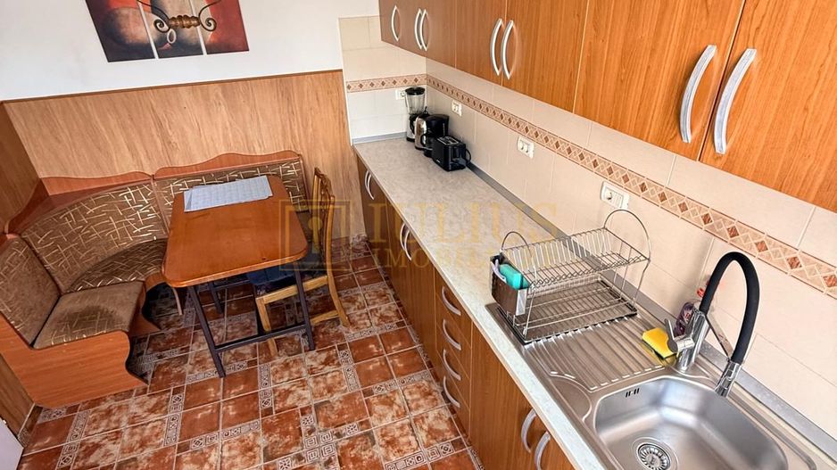 2 camere| curte comuna cu 3 apartamente| centrala proprie| zona aradului| - Poză 4