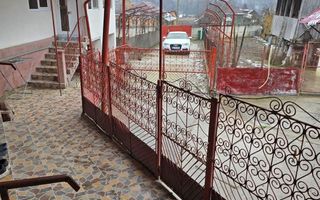 Proprietate cu două case| Comuna Fartatesti - Poză 4