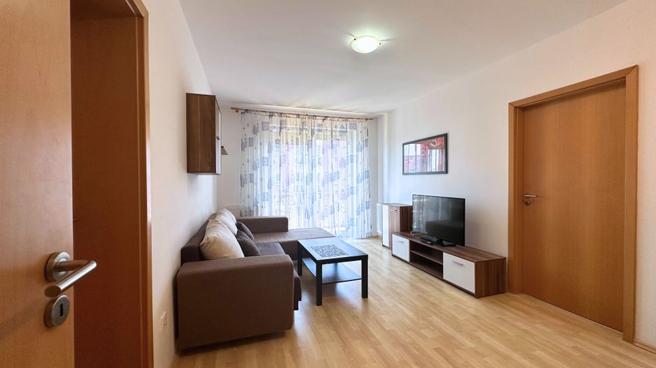 Apartament 2 camere mobilat și utilat cu vedere superbă spre Tâmpa - Poză 3
