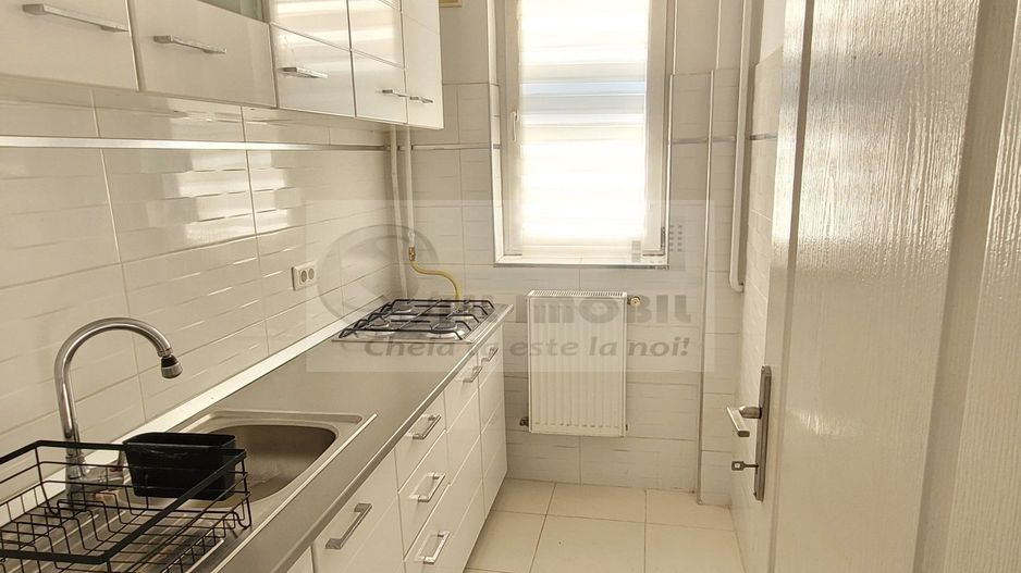 Apartament 2 camere podu ros - 380 euro - Poză 5