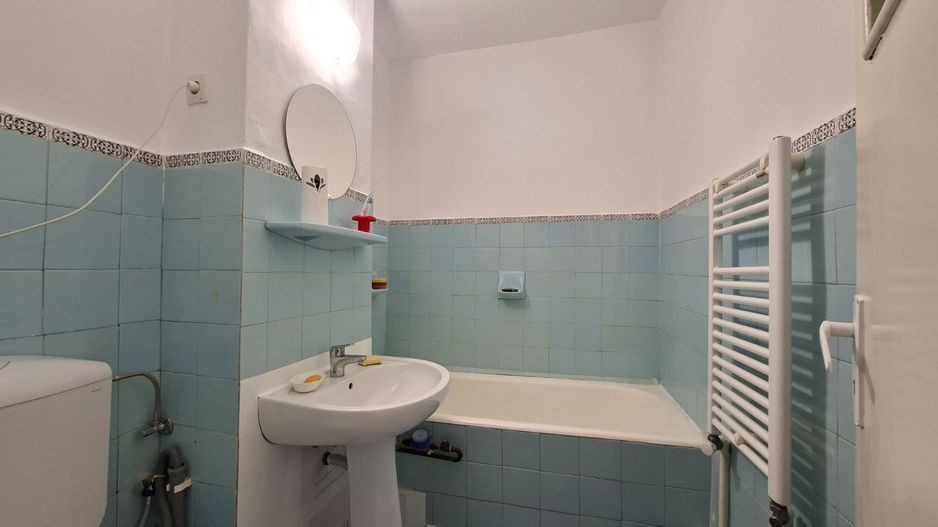 De inchiriat apartament cu o camera, etaj 1, Faleza, 285 euro - Poză 9