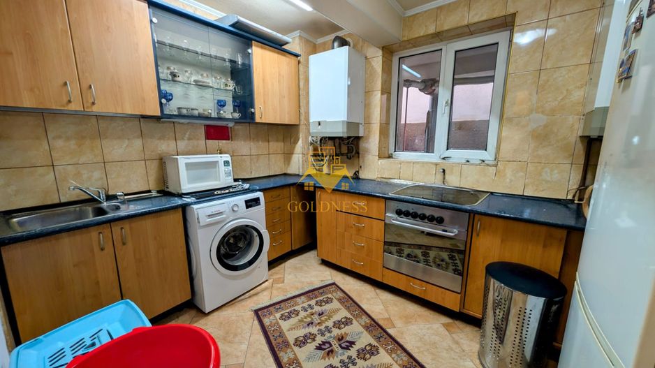 Vila, 6 Camere, 365 mp, 4 bai, Andrei Muresanu, Constantin Brancusi - Poză 23