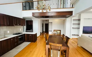 Penthouse de inchiriat, zona buna, terasa mare, mobilat si utilat - Poză 11