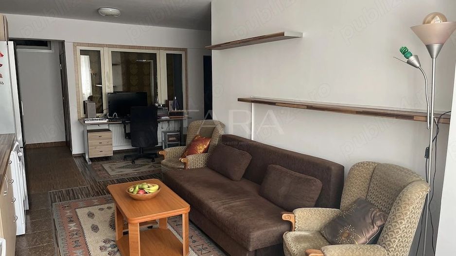 Apartament spațios cu parcare și boxă, în zona Florilor – Florești. - Poză 2
