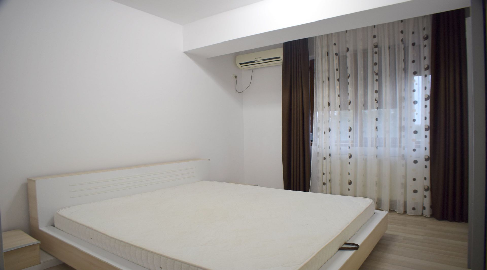 Parc Bazilescu -3 camere- 100 mp si loc de parcare inclus - COMISION 0 - Poză 8