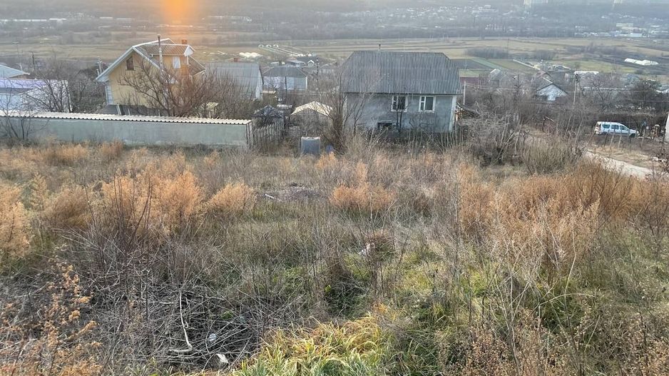 Teren 6 ari, loc. Bic - Poză 1