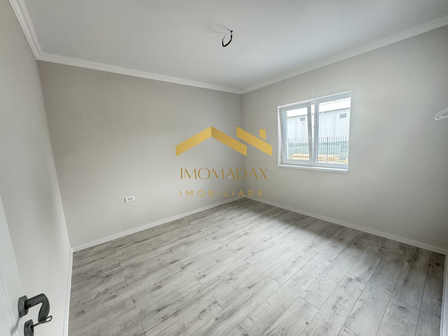 Utvin-Casa 3 Camere-Predare la cheie - Poză 4