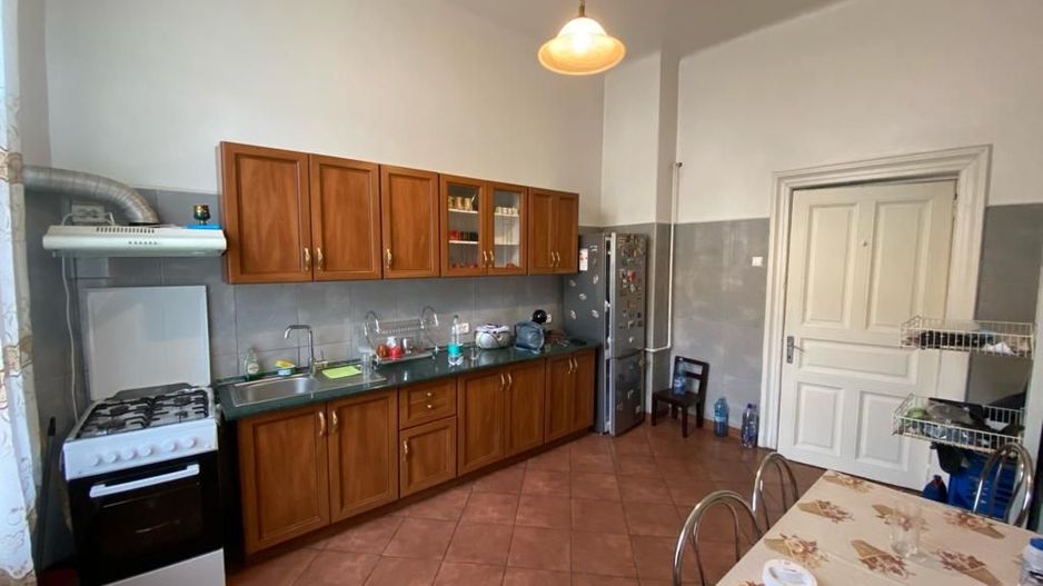 De vanzare apartament 4 cam. in vila 140 mp si curte 170 mp ultracentral sect 5 - Poză 11