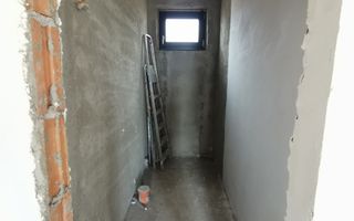 De vânzare casă cu 4 camere, la nivel semifinisat, Cihei - Poză 5