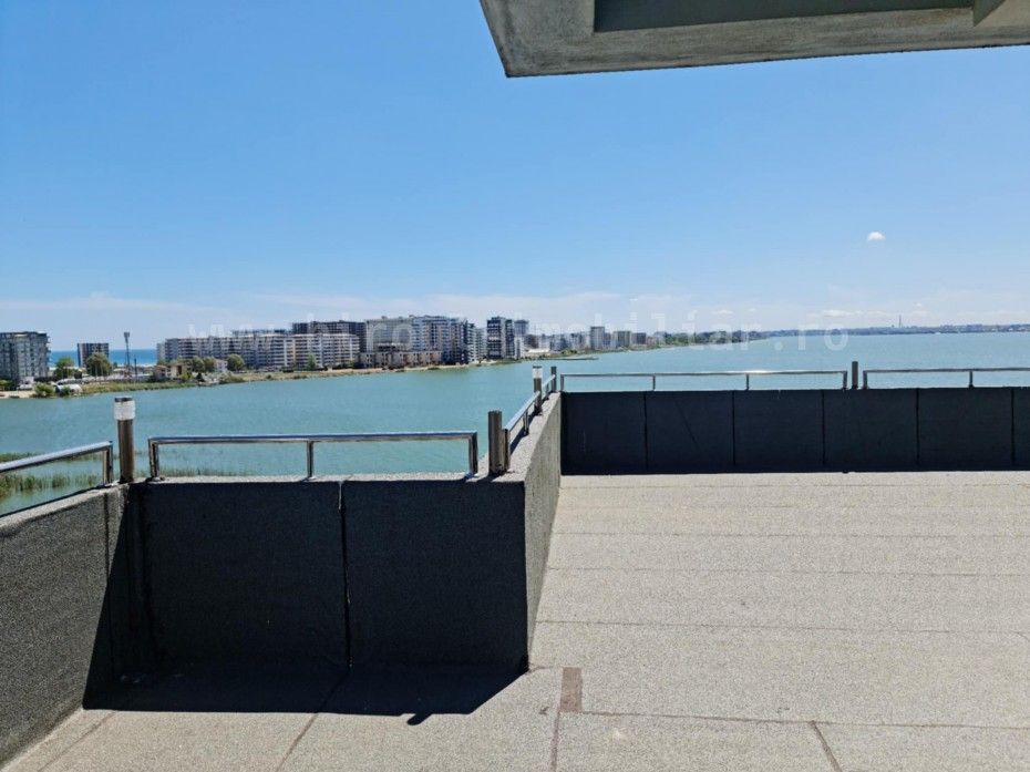 Vânzare Pensiune S+P+4 cu aviz ISU – Vedere Lac & Mare - Poză 1