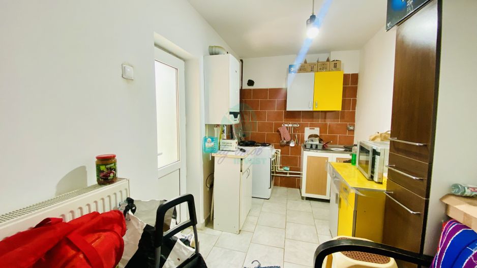 Casa singura in curte  in zona Unirii-Calea Calarasilor - Poză 10