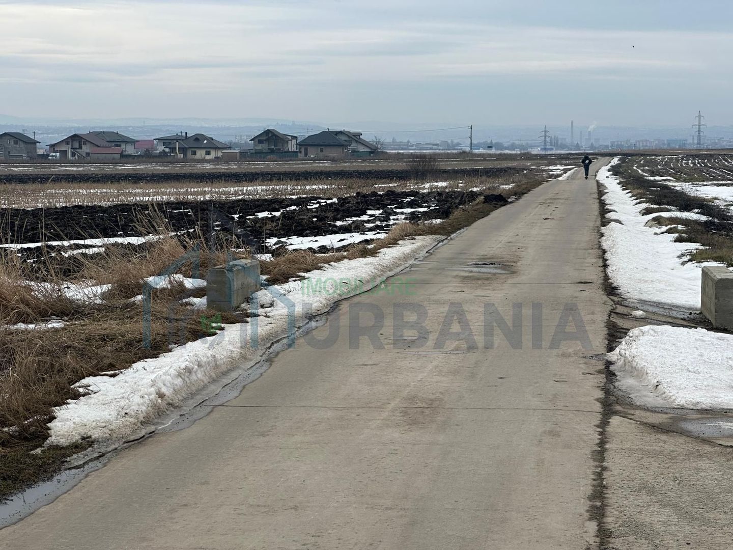Teren Dancu deschidere la doua drumuri - Poză 3