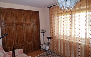 Casă spațioasă, cu teren generos – Alexandria, jud. Teleorman - Poză 12