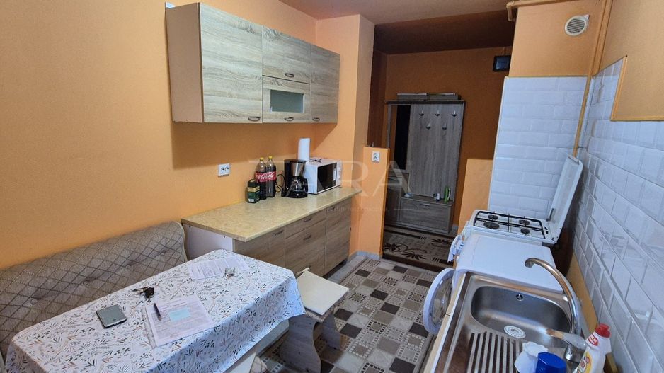 Vanzare apartament decomandat, central in Apahida. - Poză 2