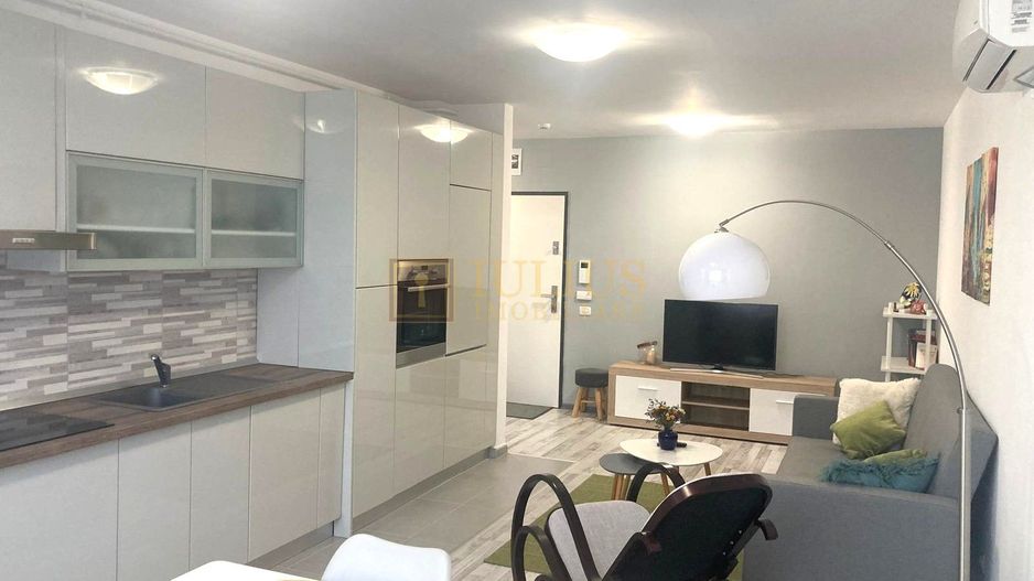 2 camere, City of Mara, loc de parcare - Poză 1