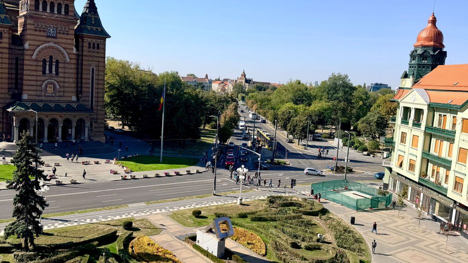 APARTAMENT 4 CAMERE-  ZONA ULTRACENTRALA- PIATA VICTORIEI - Poză 1