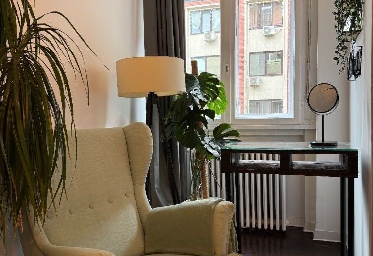 Apartament ultracentral 3 camere proaspat renovat - Poză 7