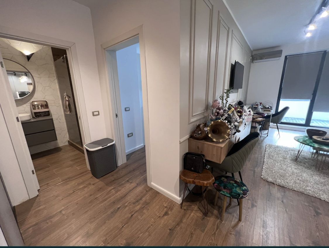 Ap 2 camere Tomis Park cu terasa 108 utili schimb - Poză 4