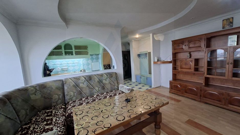 Apartament 3 camere 2 dormitoare 72 mp etaj 2 balcoane zona Terezian - Poză 3