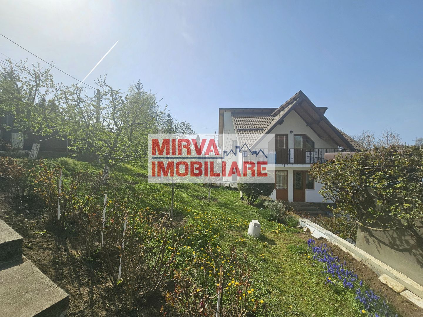 🏡 VILĂ ELEGANTĂ CU PRIVELIȘTE DEOSEBITĂ – VALENII DE MUNTE - Poză 2