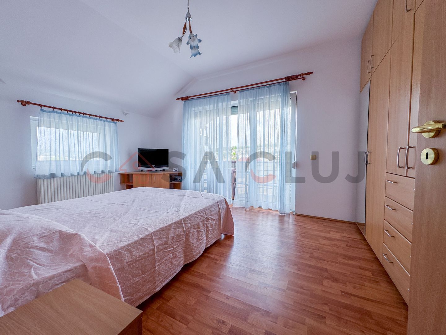 Apartament cu 2 camere, view panoramic, zona Dennver! - Poză 2