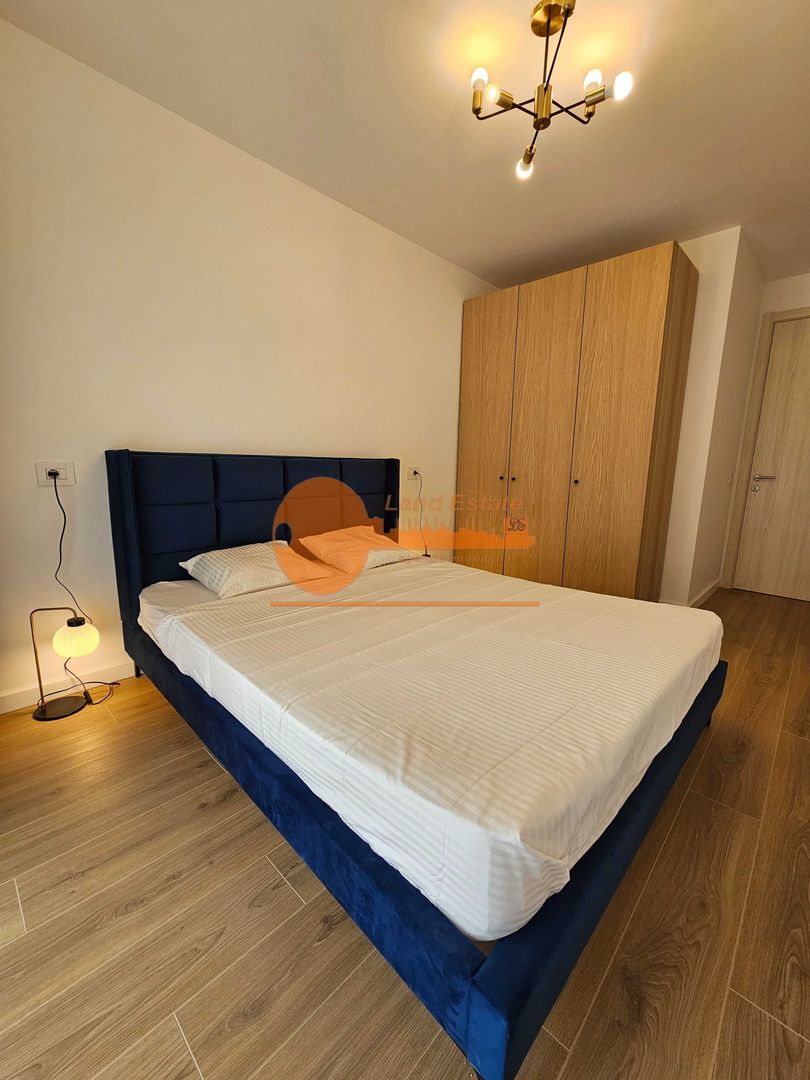 2 camere Expozitiei ( loc de parcare inclus ) - Poză 3