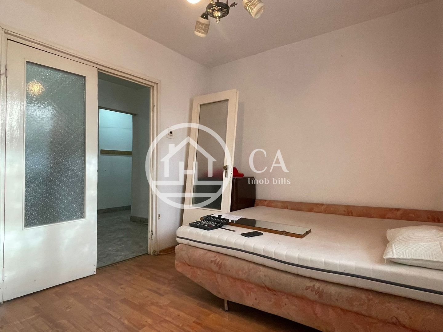 Apartament de vânzare cu 3 camere în zona Nufarul, Oradea - Poză 7