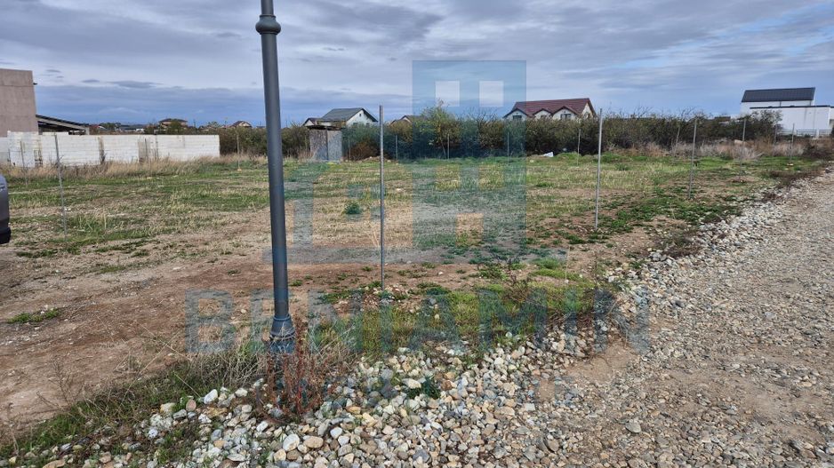 469mp Intravilat-Carcea-Zona noua de case-Apa-Curent-Gaze-Cnalizare - Poză 2