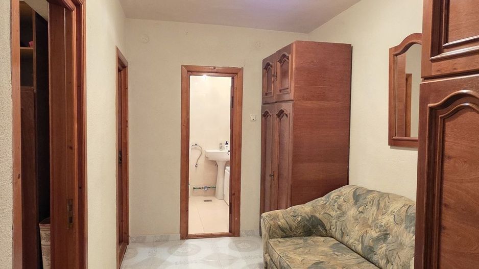 Apartament cu 3 camere, etaj 7, mobilat si utilat, VASLUI - zona GARA; - Poză 2