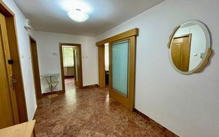 Apartament 3 camere ultracentral, str.Marchian - Poză 3