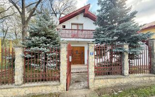 Casă de vânzare în zona Bucium – Bârnova, zonă centrală, Iași - Poză 1