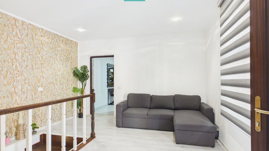 Apartament spațios cu 3 camere, zona centrală - Poză 19
