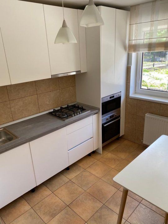 Casa / vila 4 camere in duplex, orasul Brasov - Poză 4