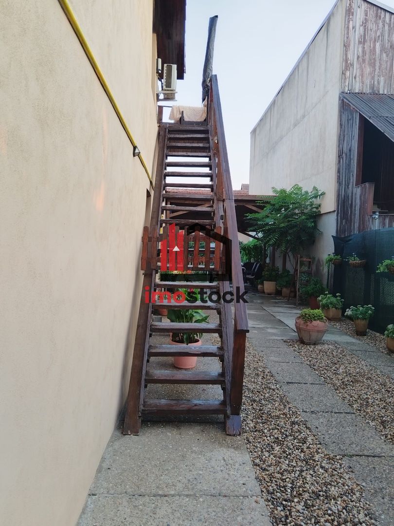 Casă -zona Liviu Rebreanu - Poză 8