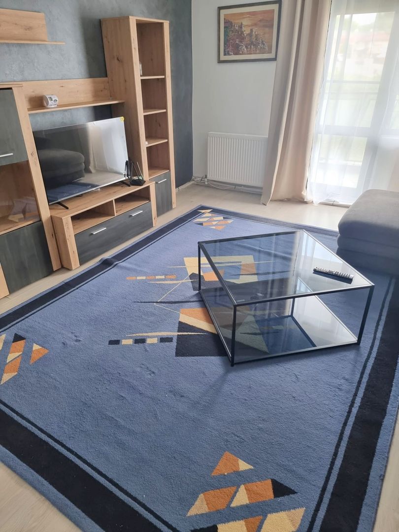 De inchiriat - apartament cu 3 camere în zona Gara - Centrul orașului - Poză 1