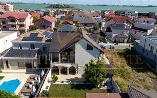 Ovidiu Sud - Zona premium - Vila impozanta, curte mare, garaj, terasa! - Poză 51