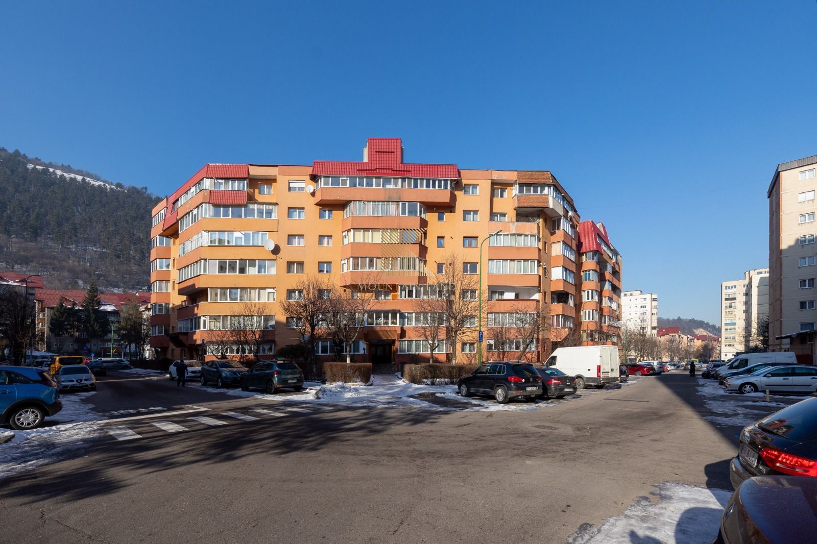 Apartament 3 camere, vedere superbă, Răcădău, str. Carpenului - Poză 15