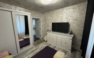 Etaj intermediar. Pozitie excelenta. Boxa in CF - Poză 9