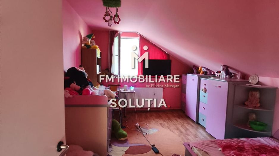 Vânzare casă cu piscină și teren 1.070 mp - Poză 12
