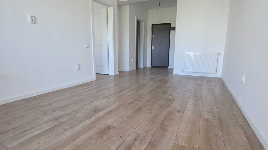 Apartament 2 camere, balcon, etaj intermediar, Terra - Poză 5