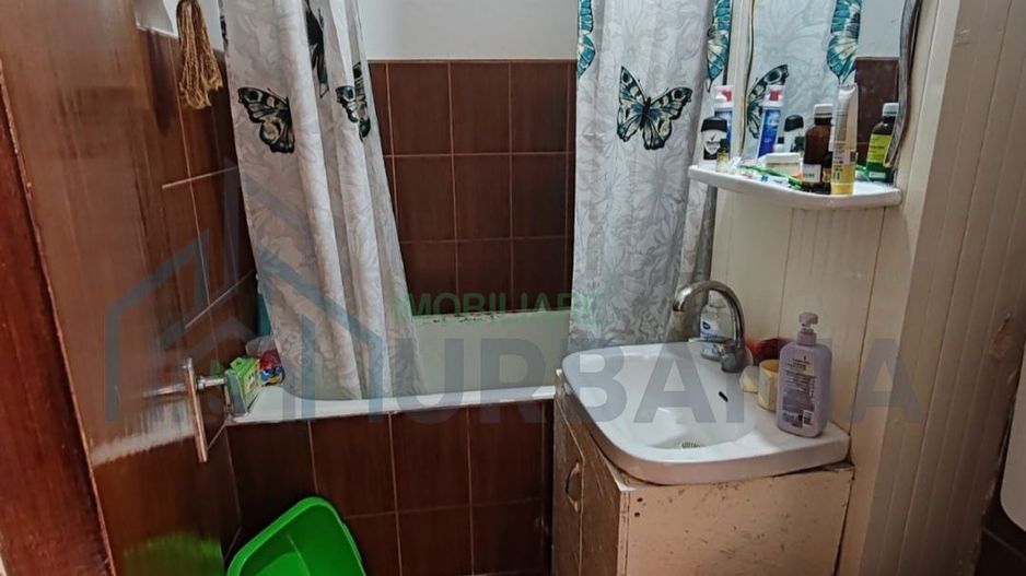 Apartament 1 cameră, Piața Unirii, bloc Tarom, parter - Poză 3