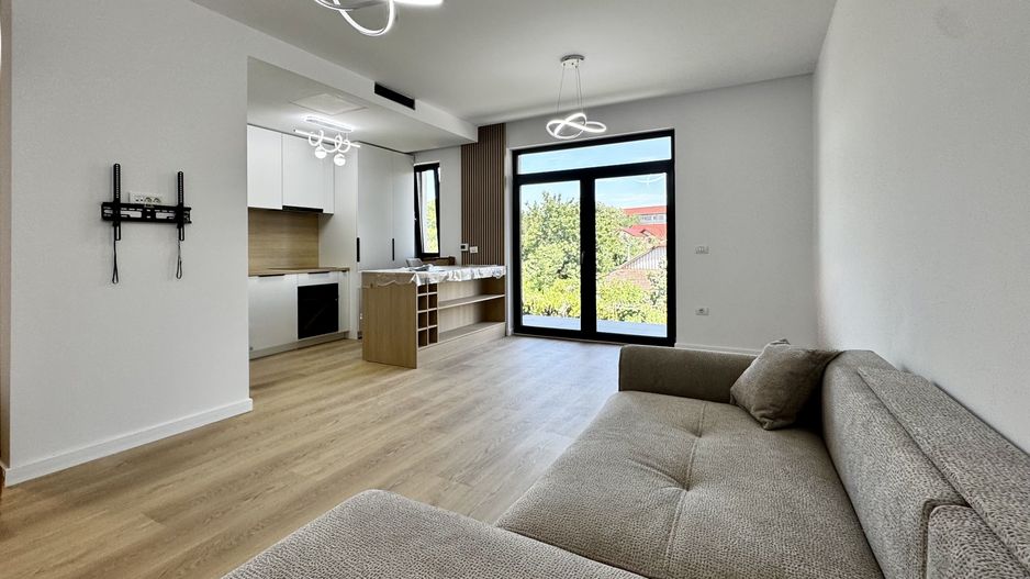 Apartament elegant si sustenabil, prima închiriere, in zona Cetății - Poză 3